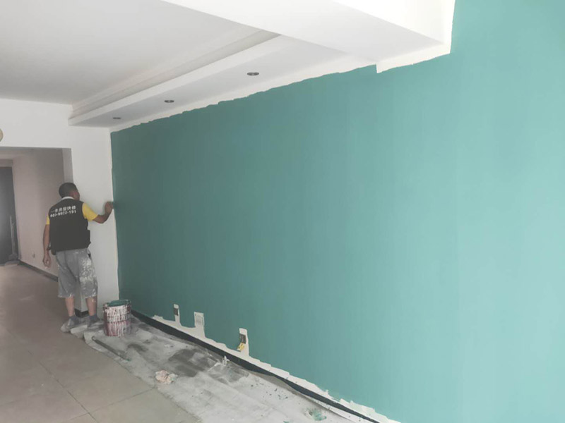 出租屋小卧室乳胶漆墙面脏了自己刷，注意哪些细节可以避免出现色差